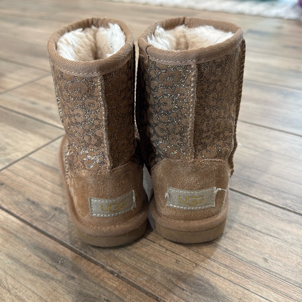 Girls Uggs